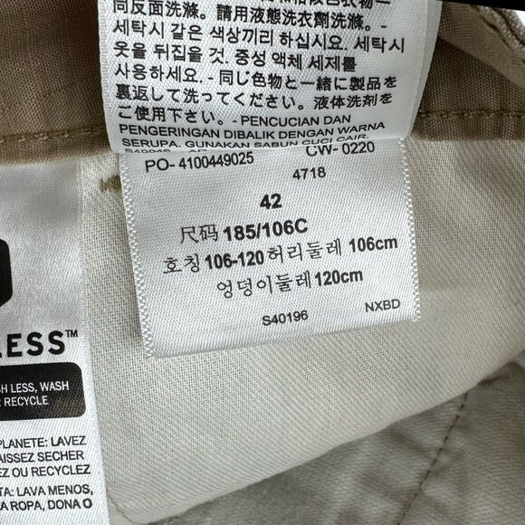 Levi's Shorts Mens Sz 42 Two Horse Brand Ripstop Cargo Outdoors Casual Tan Brown - Picture 8 of 8